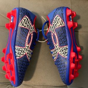 Under Armour soccer cleats size 3